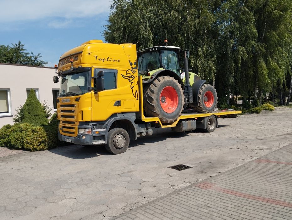 Transport maszyn rolniczych  niskopodwozie i budowlanych  słomy lub si