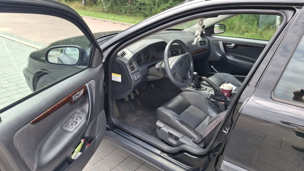Volvo V70 D5 163KM