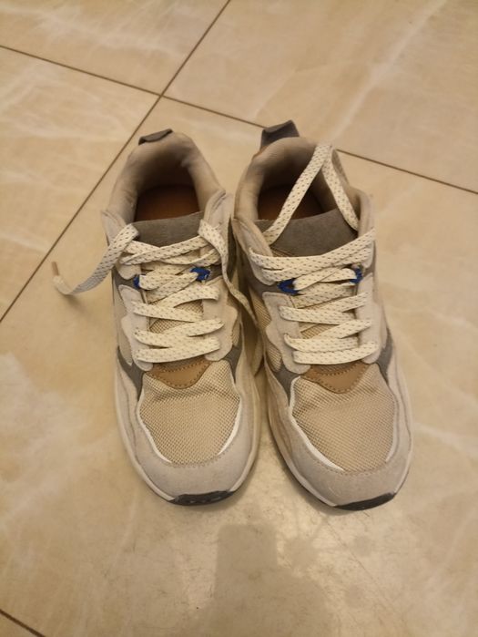 Кросівки на хлопчика