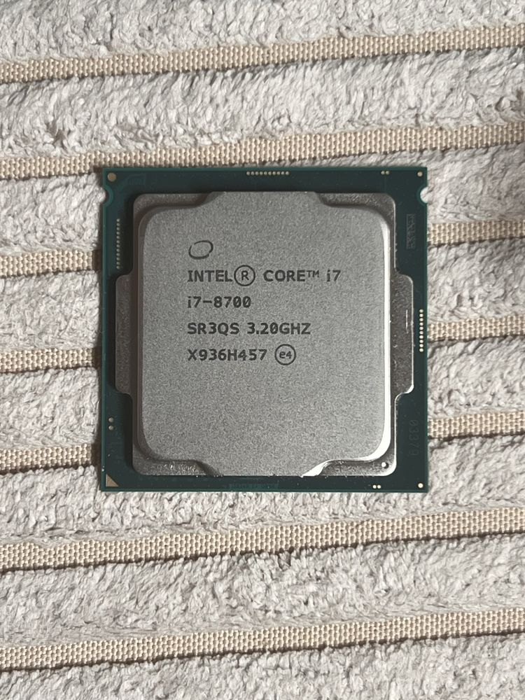 Procesor Intel Core i7-8700 4,6 GHz turbo boost + chlodzenie