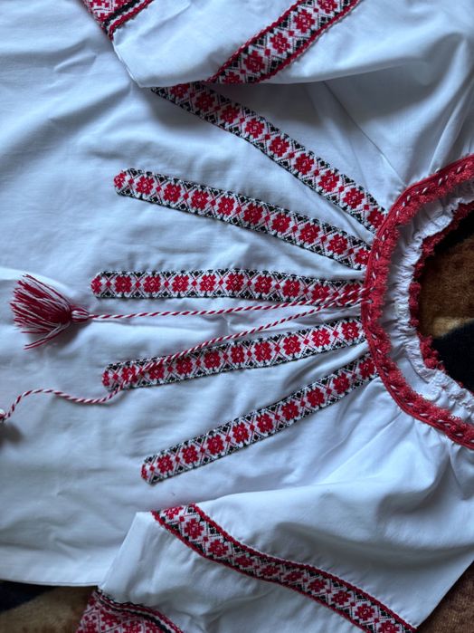 Вишиванка для дівчинки