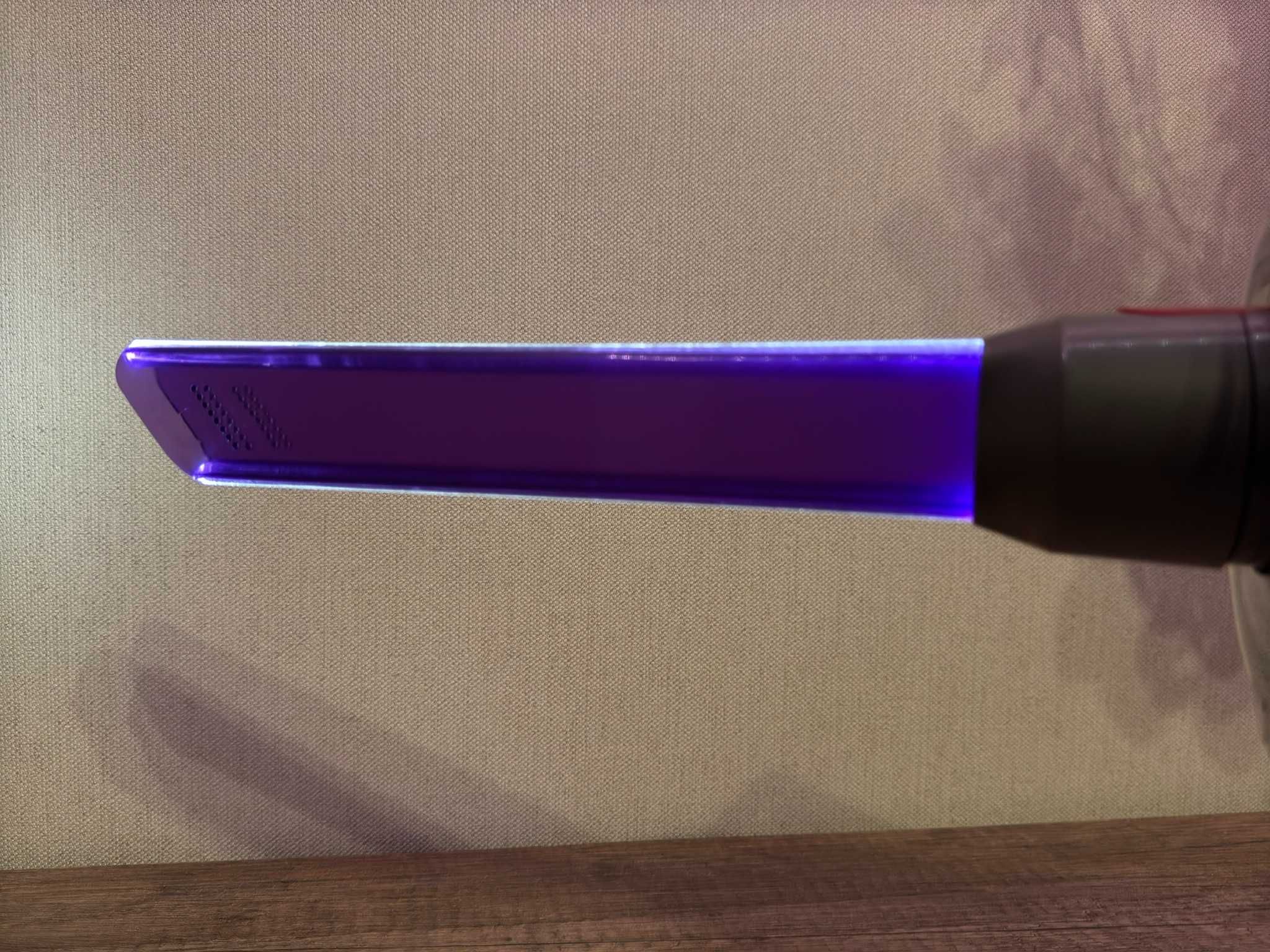 Щілинна насадка з підсвічуванням Light crevice tool Dyson V 8 10 11 15
