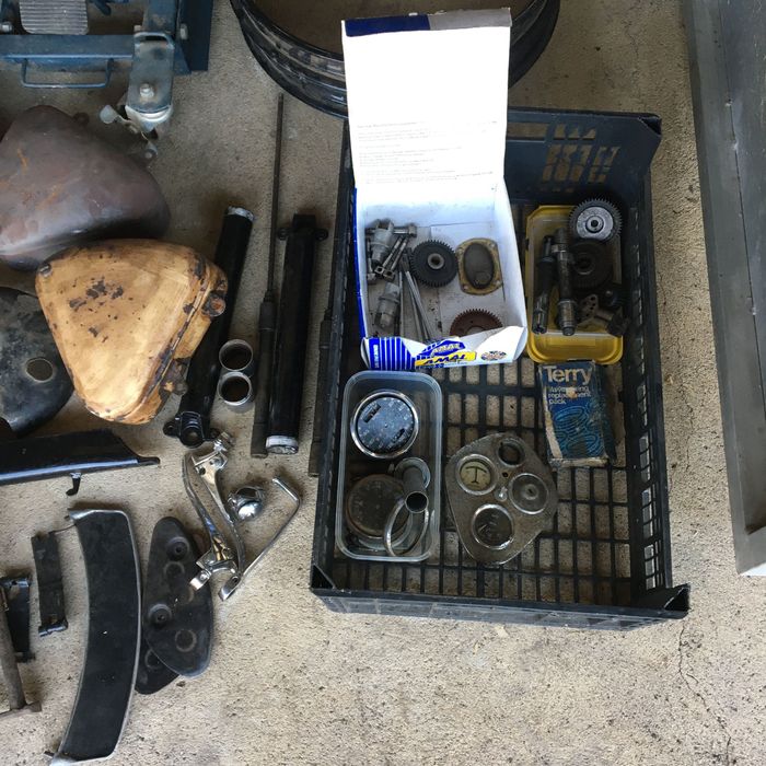 Duas triumph pre unit 1947/ 1953