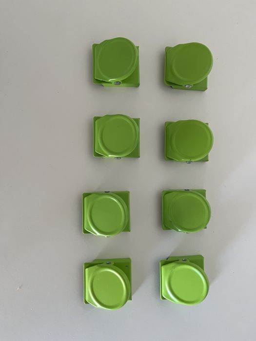Imans Ikea tipo Totebo