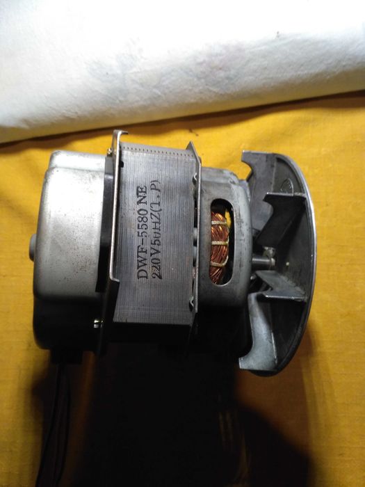 Электродвигатель от стиралки Daewoo DWF 5020 P