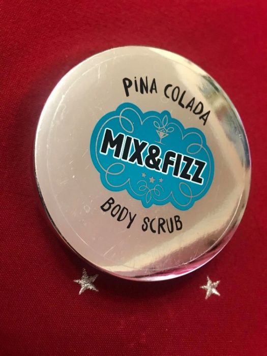 Отличный скраб для тела Mix&Fizz 100мл Pina colada