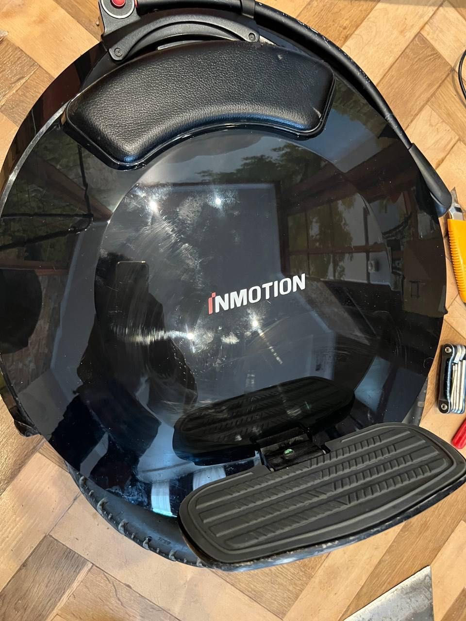 InMotion V10F моноколесо