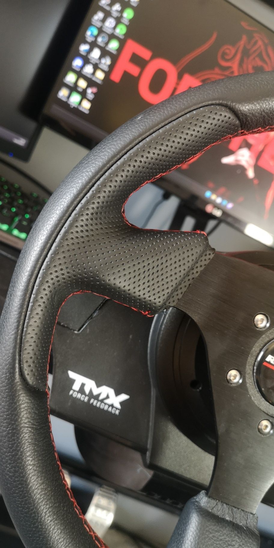 Kierownica thrustmaster tmx FFB