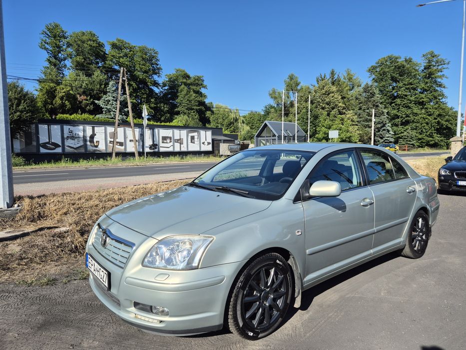 Toyota Avensis 1.8 16V / Klimatyzacja / Super stan