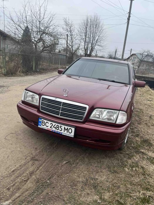 Продам хороше авто