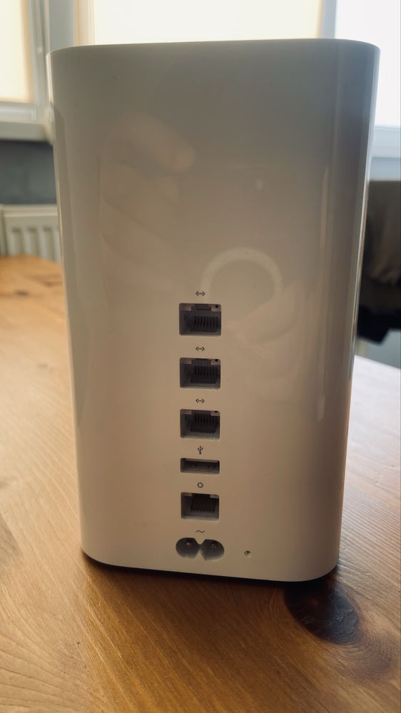 AirPort Extreme A1521 роутер від Apple