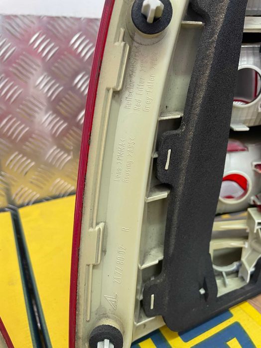 Opel Zafira B II Lampy Lampa Tył Lewa 2008/2011 Adax Koźle