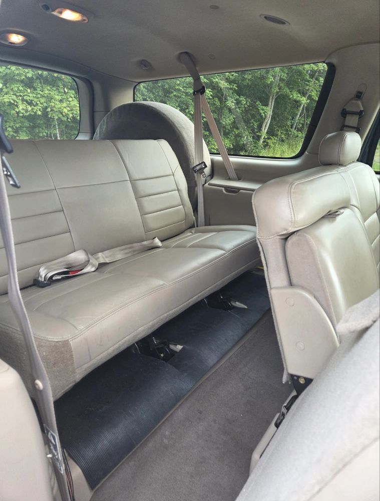 Ford Excursion 7.3 Diesel , 8 osób