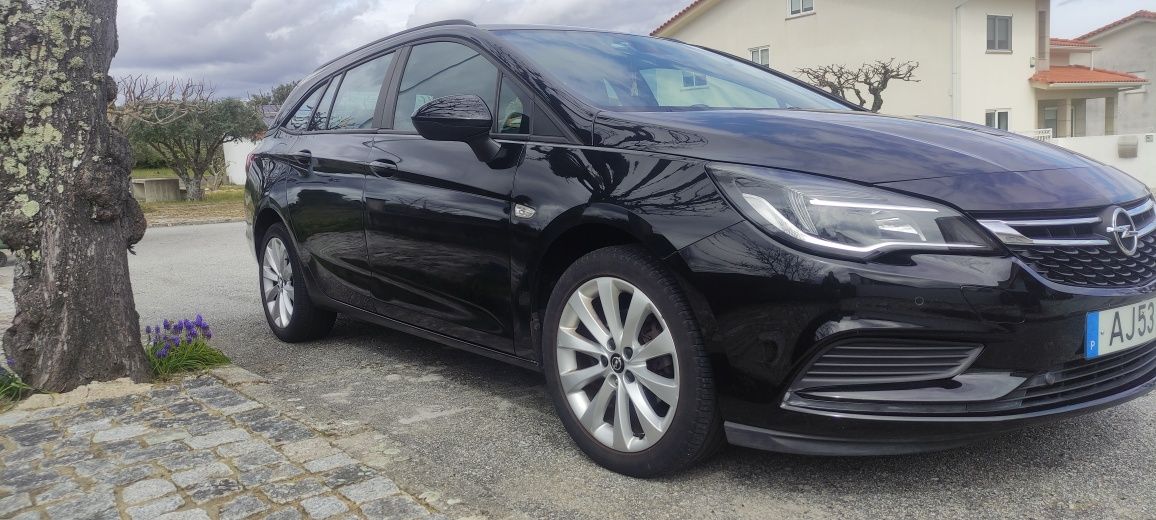 Opel Astra SportTourer