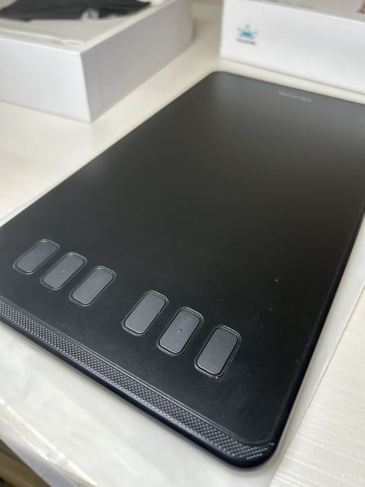 Графічний планшет Huion H640P