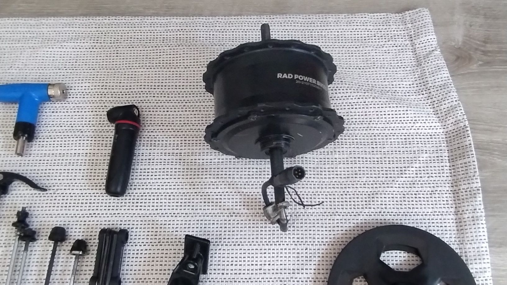 Venda de Peças Variadas e Ferramentas Parktool / Serviço de reparação