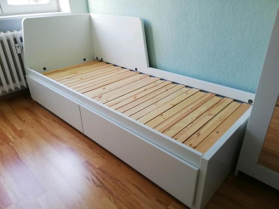 Fajne białe łóżko leżanka ikea flekke 80x200 na 160x200 stan super
