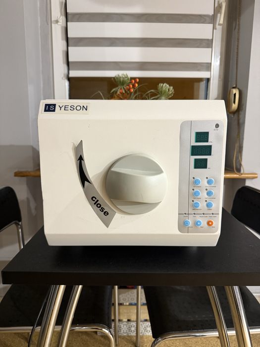 Autoklaw YESON Autoklaw YS-8L Silver Z Drukarką 8L