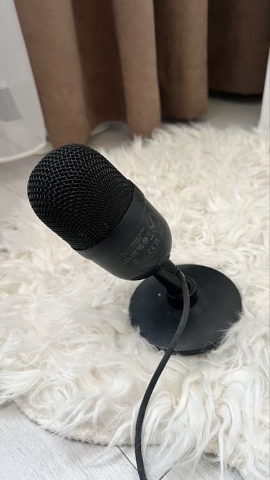 Мікрофон Razer seiren mini компʼютерний