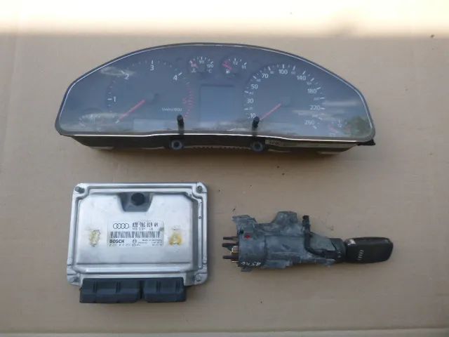 ZESTAW STARTOWY KOMPUTER STACYJKA IMMOBILIZER LICZNIK AUDI A4 B5 LIFT 99-01