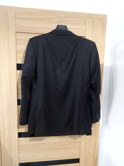 Oryginalny męski garnitur Hugo Boss roz 54 XL 100% virgin Woll czarny