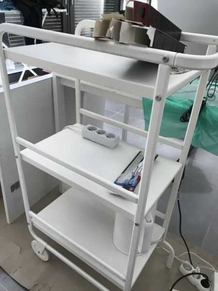 IKEA SUNNERSTA wozek kuchenny, pomocnik, używane bdb