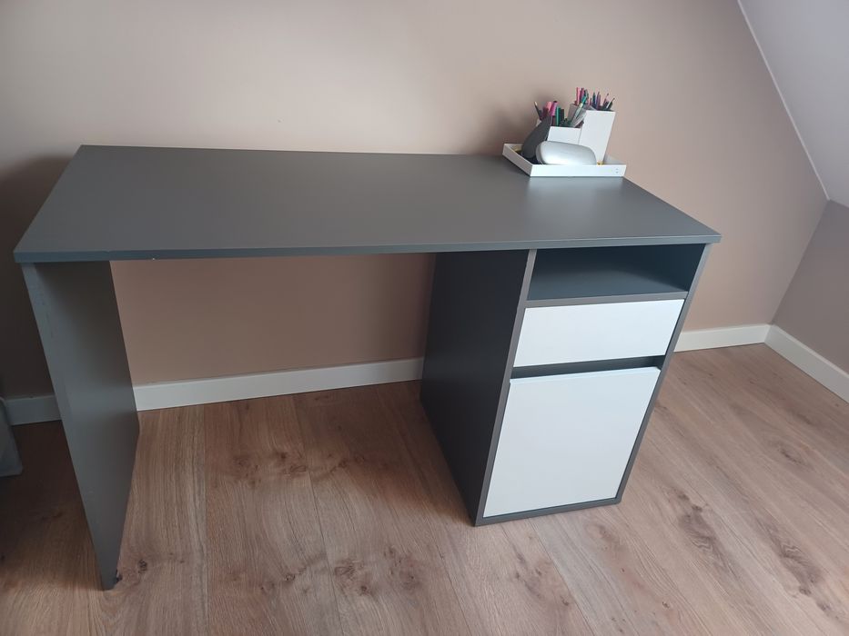 Biurko szkolne szaro-białe