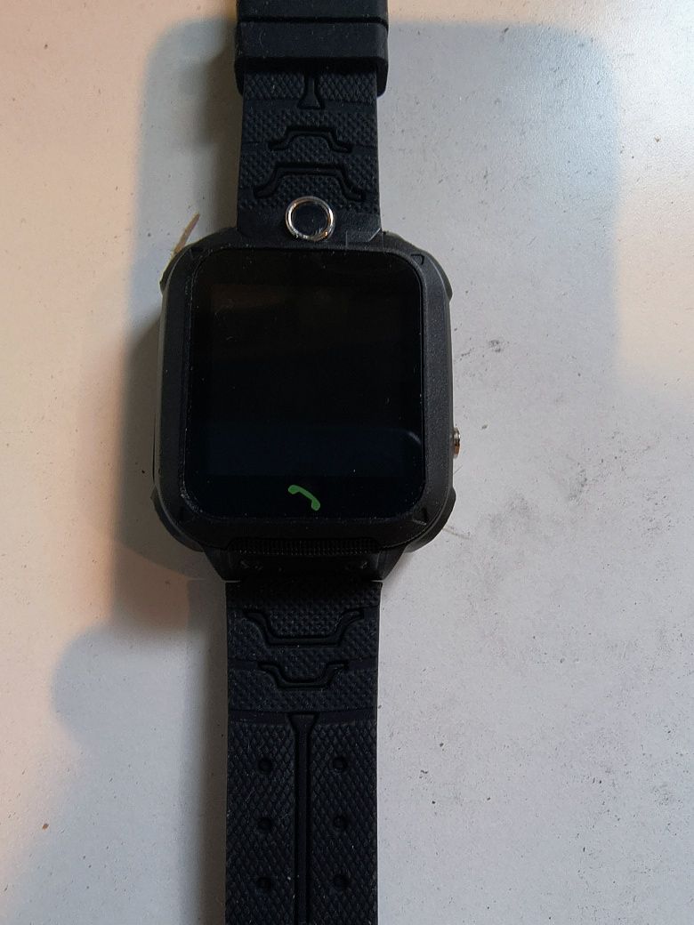 Inteligentny zegarek smartwatch dla dzieci sos gps