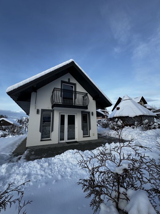 „Domek w ogródku”