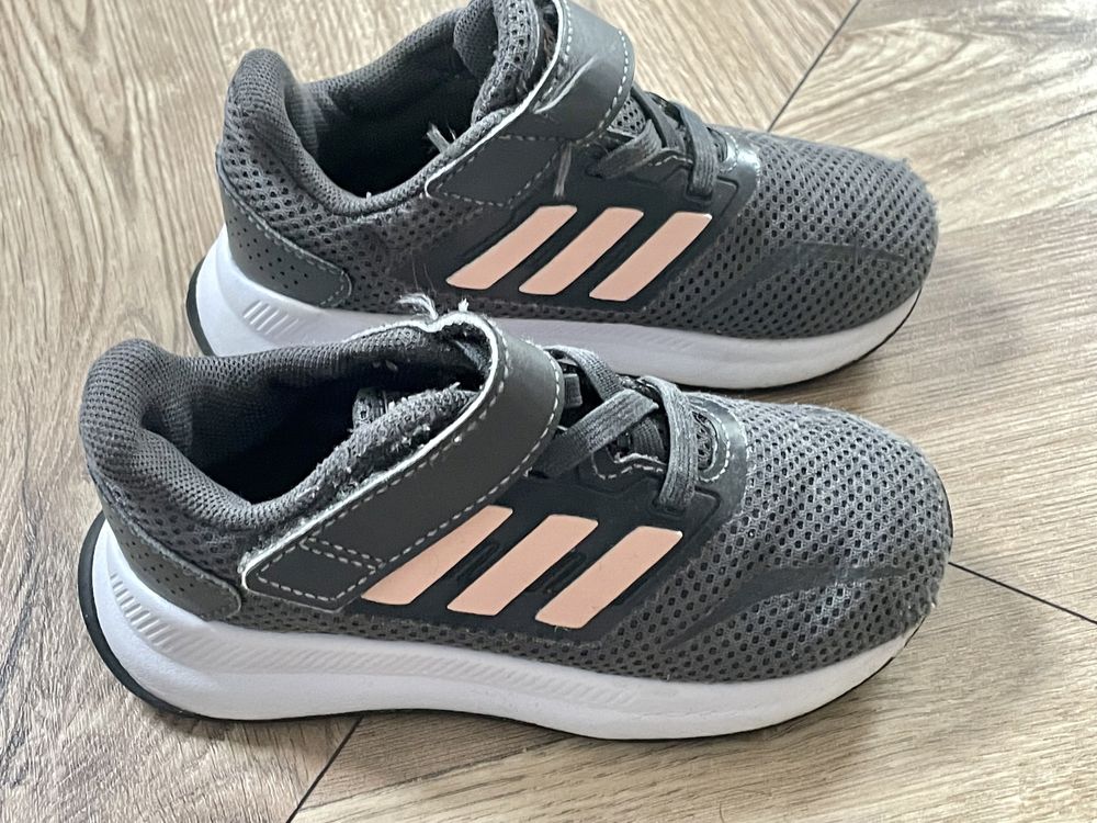 Buty Adidas rozmiar 24