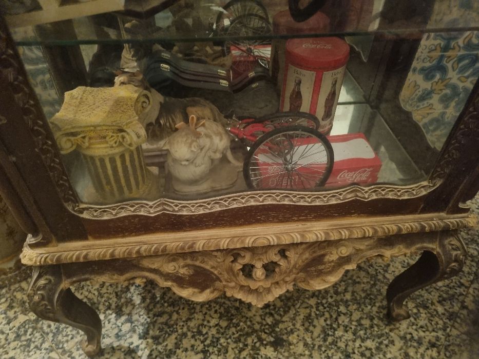 Movel antigo para venda