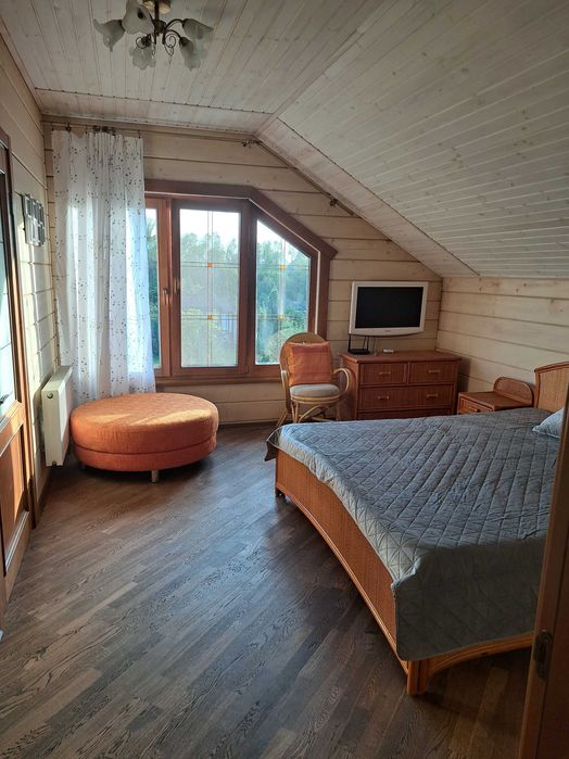 Оренда чудового будинку на березі річки,с.Вишеньки,сонячні батареї!