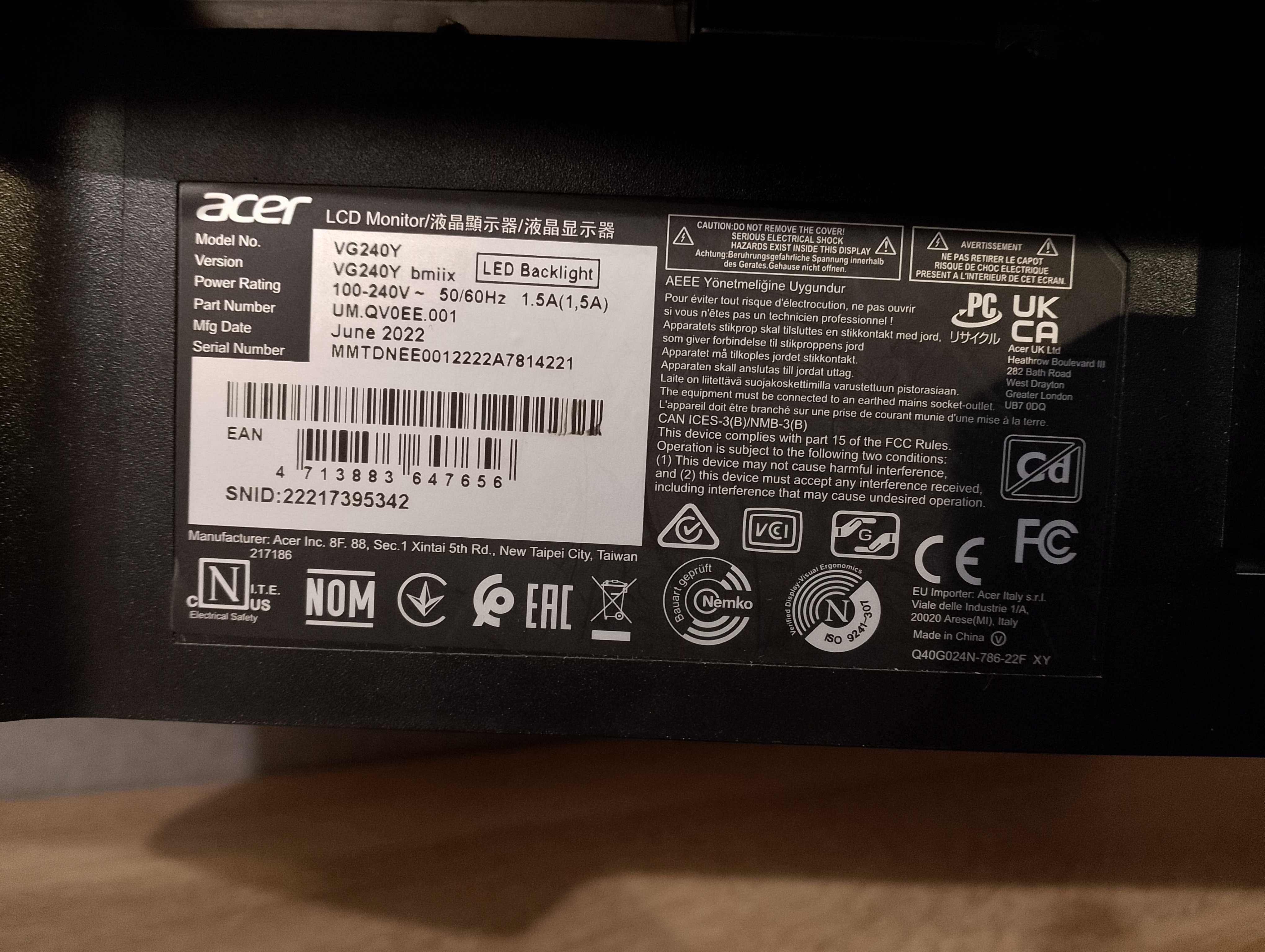 Monitor Acer Nitro "21' VG240Y
