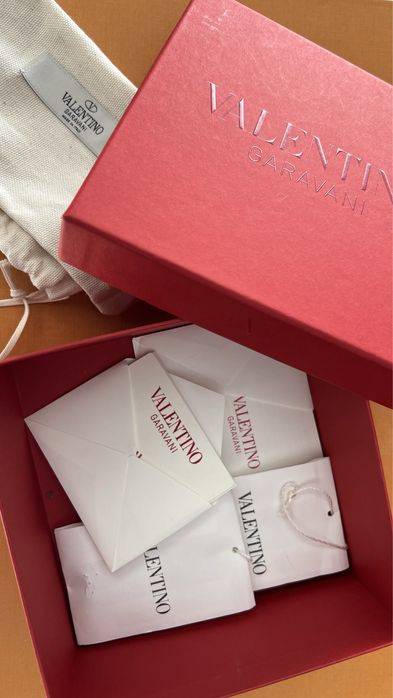 Conjunto VALENTINO Garavani  caixas