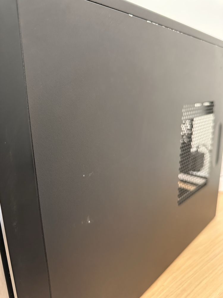 Caixa PC Cooler Master MasterBox E300L