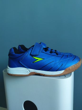 Buty sportowe halówki na piłkę niebieskie 34