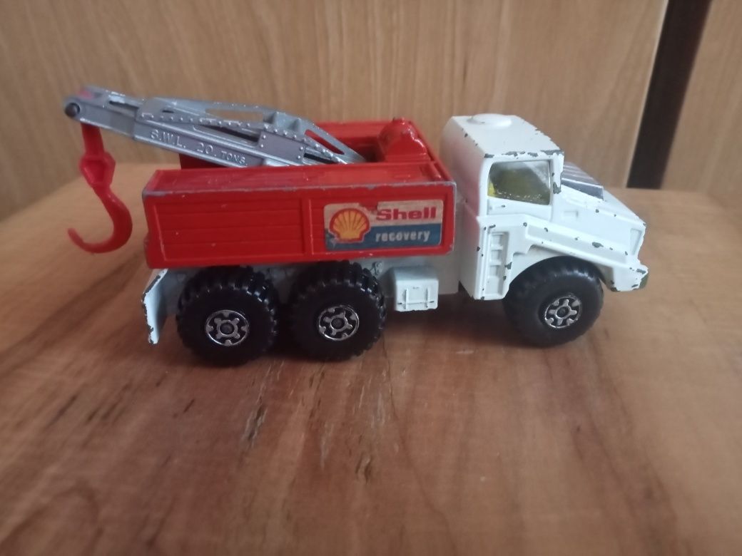 matchbox k-14,k-110 pojazd ratowniczy .