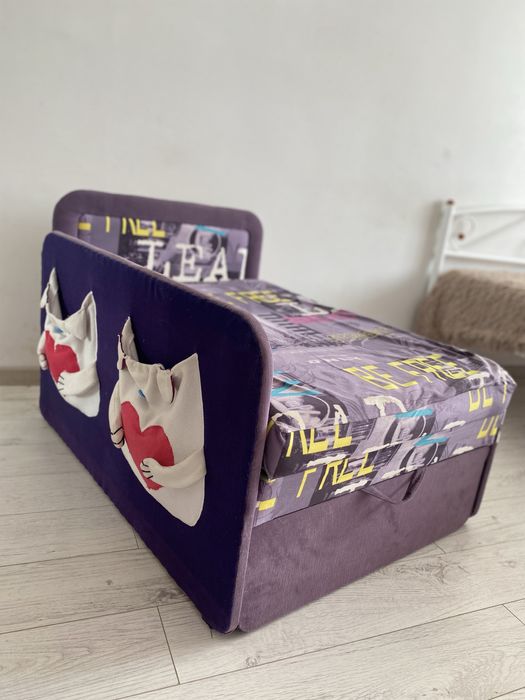 Диван, софа, раскладное кресло, детская кровать