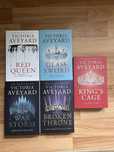 Red queen series by Victoria Aveyard англійською мовою