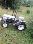 Ciągnik/traktor podobny do C-330
