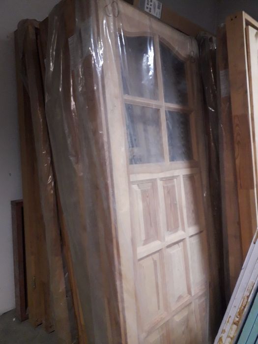 Drzwi sosnowe surowe 350zł