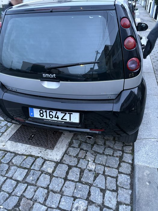 Smart fourfour bom estado