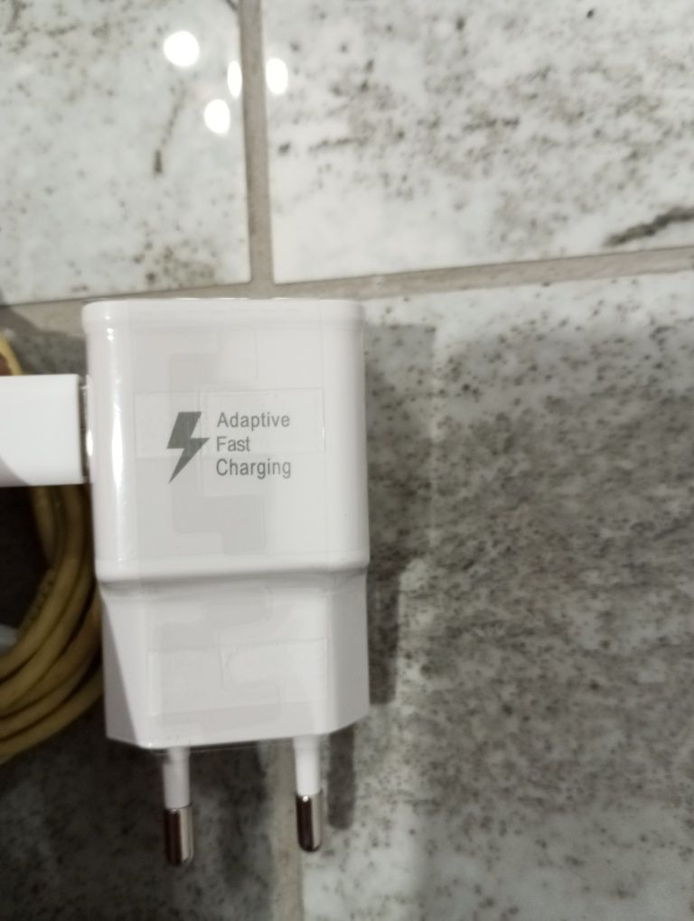 Nowa Ładowarka USB C