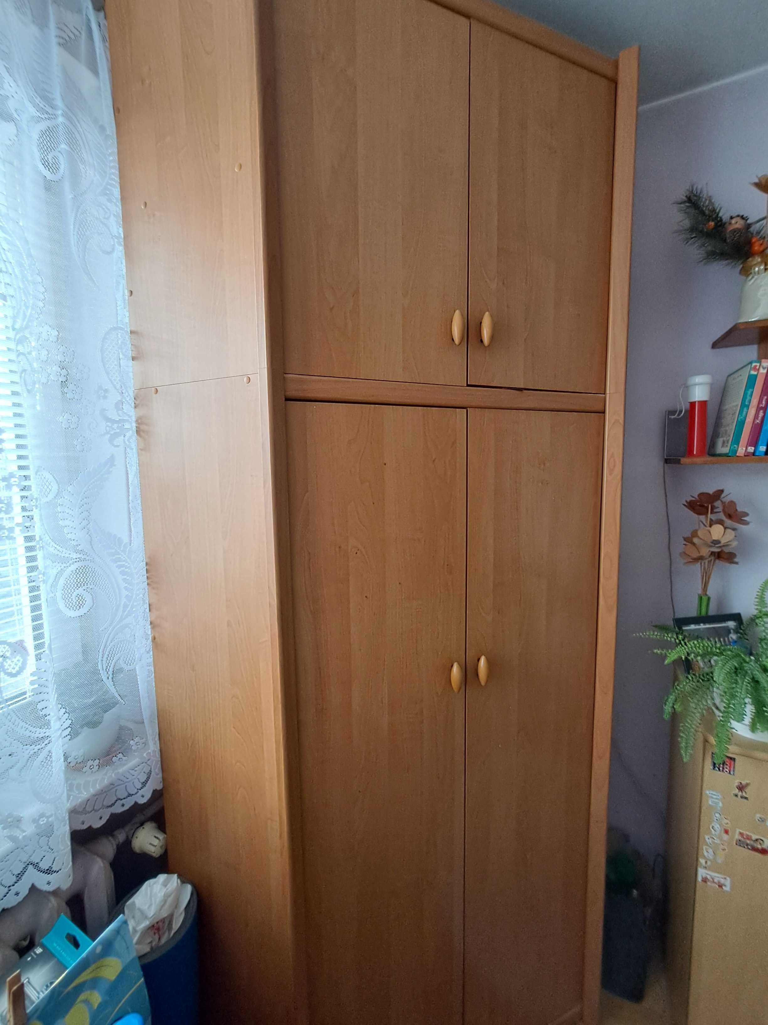 Szafa narożnikowa olcha