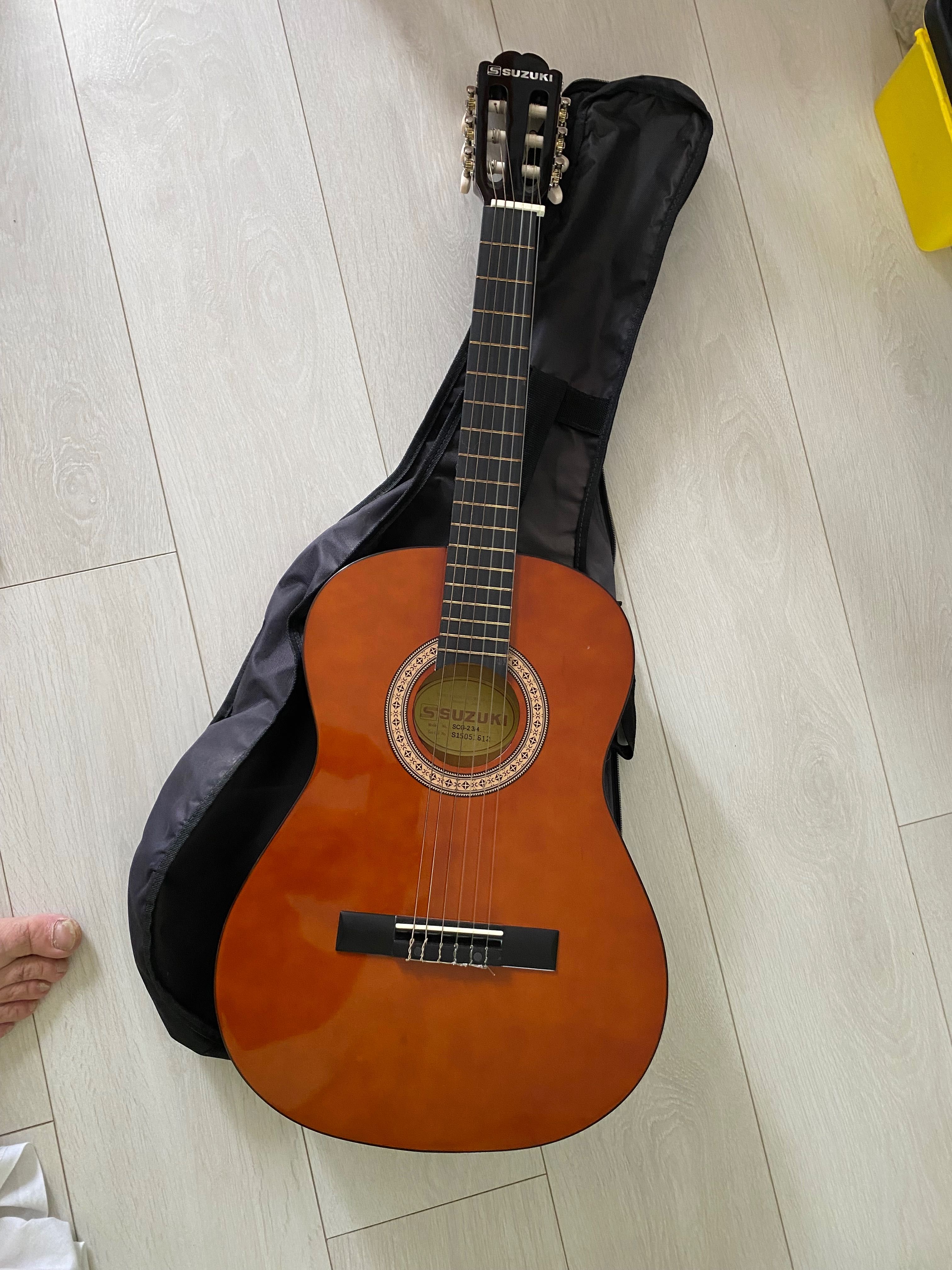 Gitara Suzuki 2 3/4