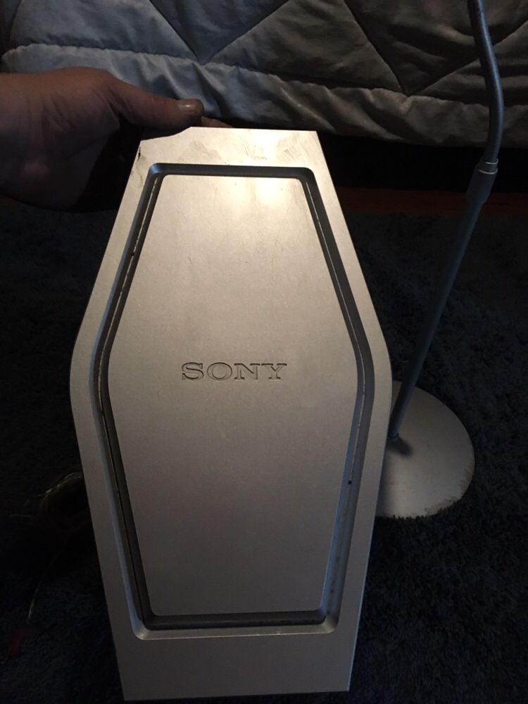 Subwoofer e coluna com apoio extensível Sony