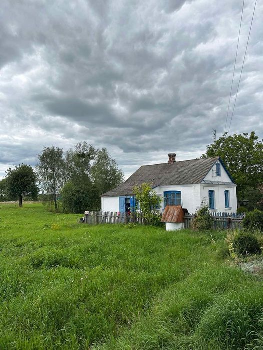 Продам будинок в селі