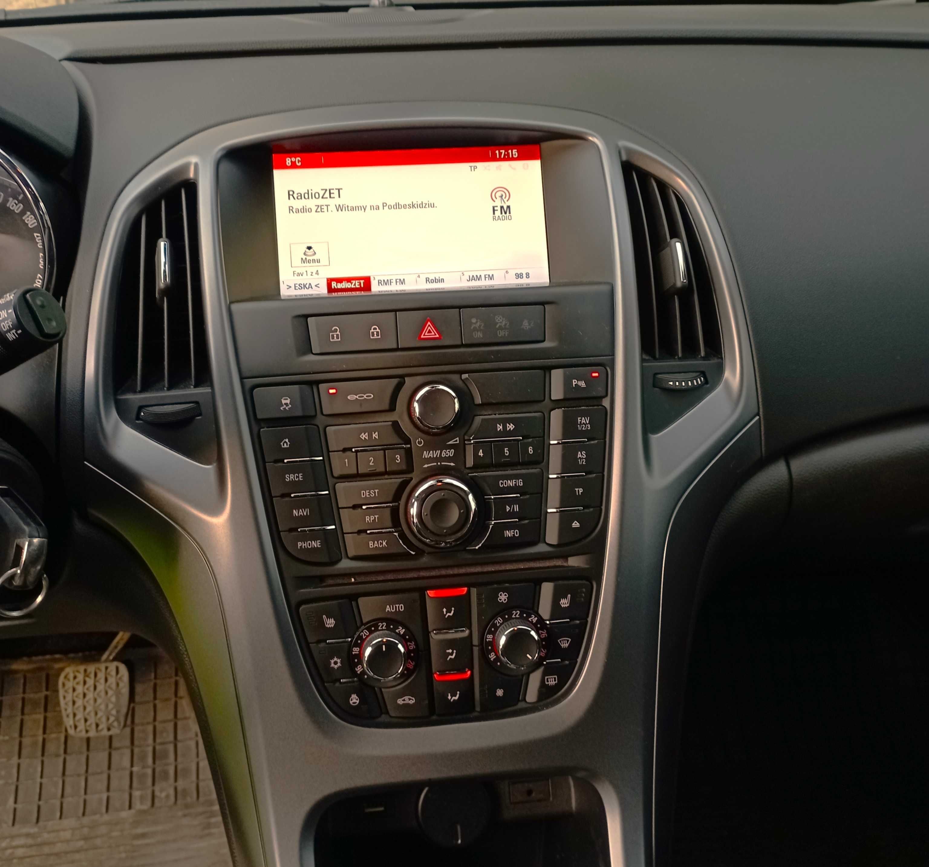 Opel Astra J kombi 2015 r. 136 KM 1.6 CDTI 141 000 km kamera, 2x PDC