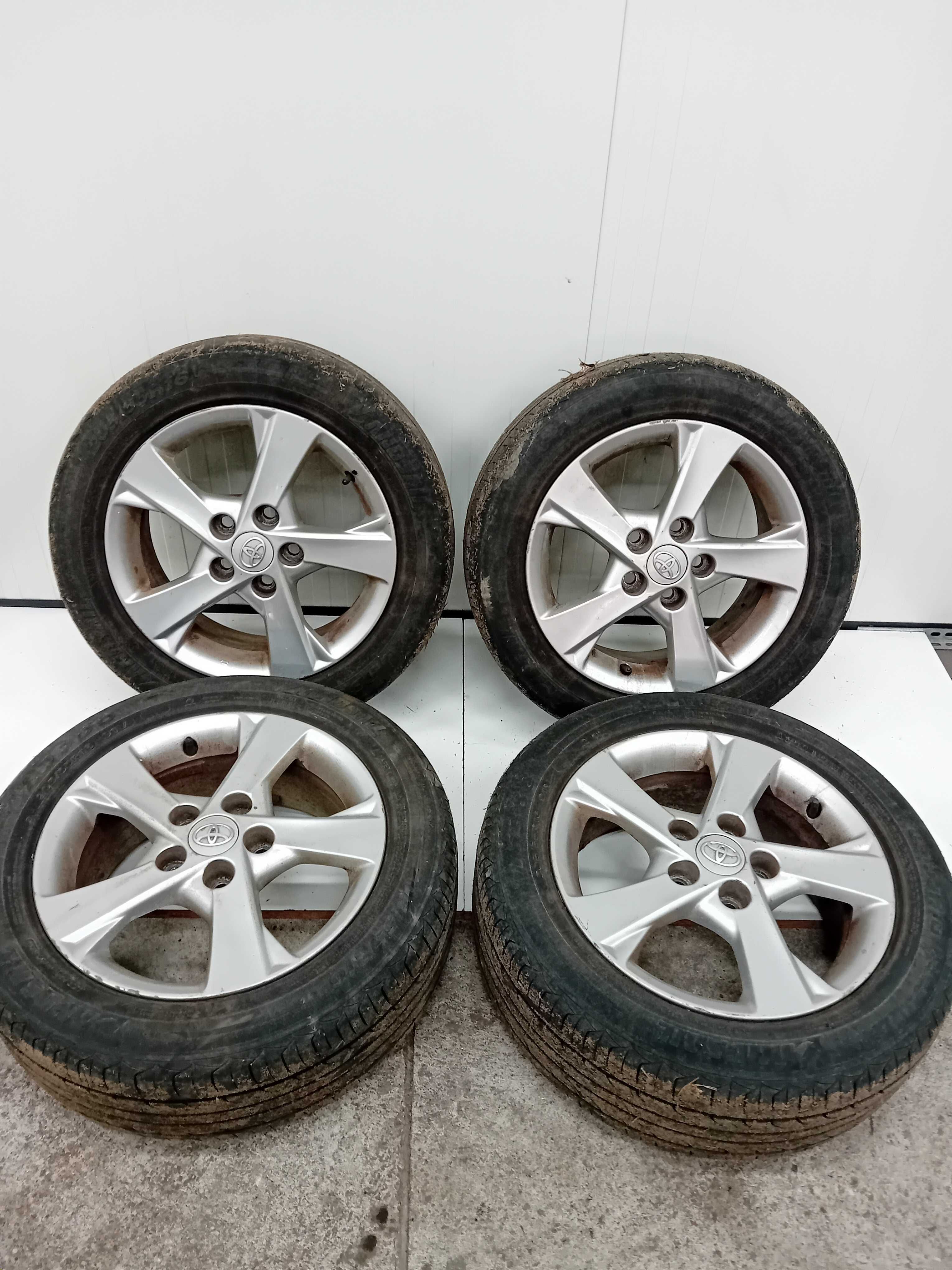 Felgi Aluminiowe Toyota 5x114,3 16 Cali  Auris Corolla Verso itp