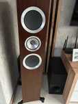 Kolumny głośnikowe KEF R700